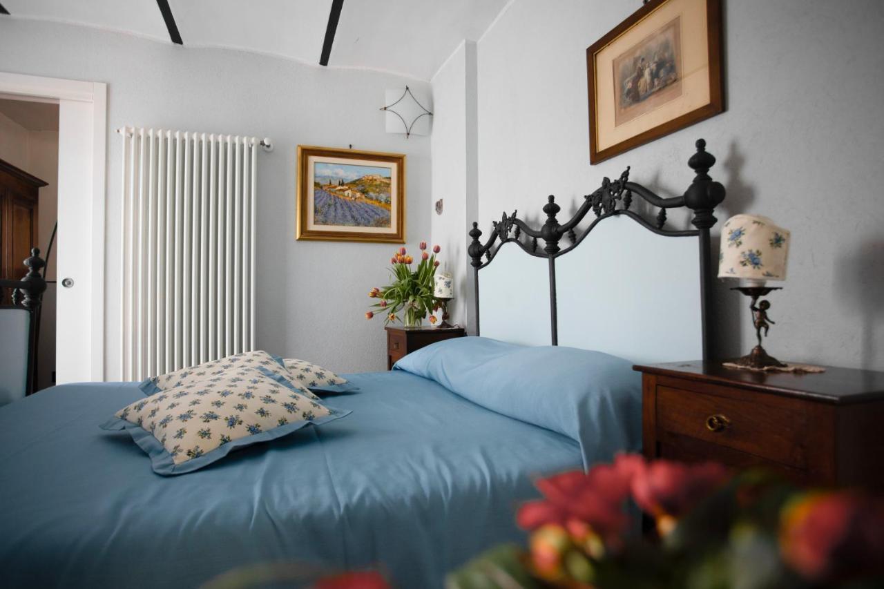 Hostal Il Vecchio Mulino Di Bairo Exterior foto
