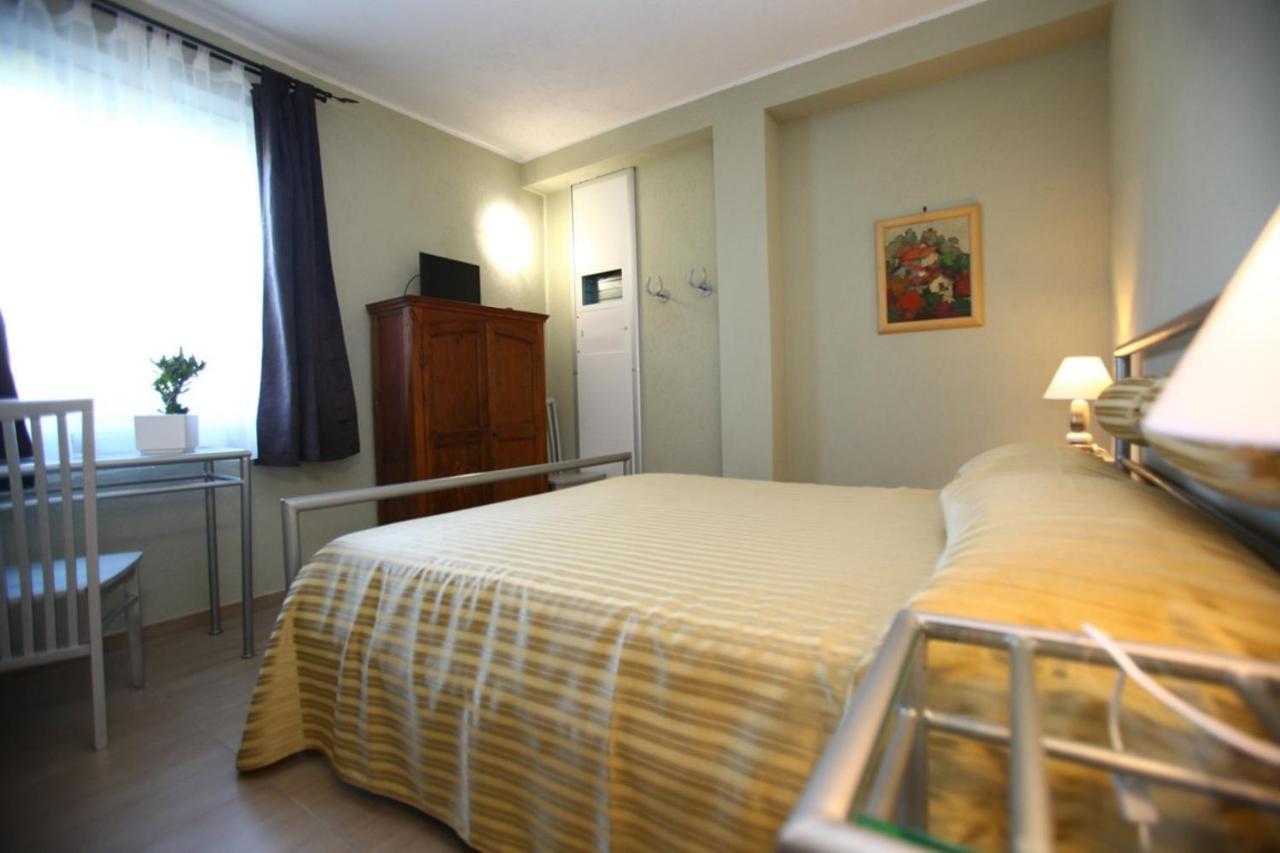 Hostal Il Vecchio Mulino Di Bairo Habitación foto