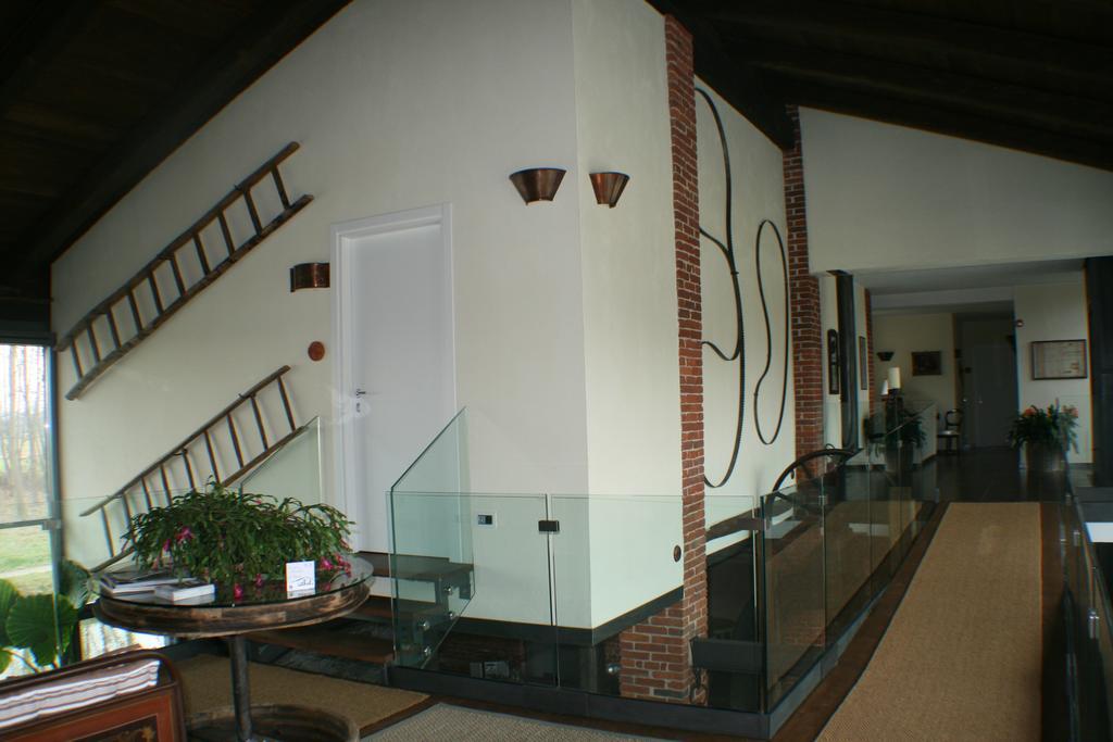 Hostal Il Vecchio Mulino Di Bairo Exterior foto