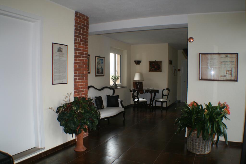Hostal Il Vecchio Mulino Di Bairo Exterior foto