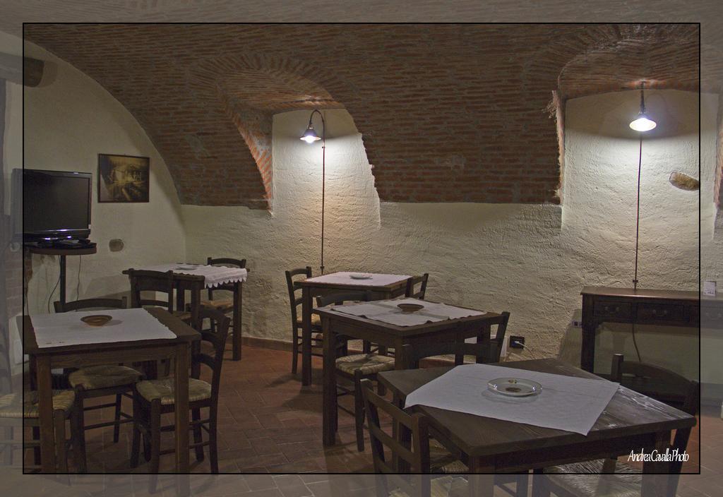 Hostal Il Vecchio Mulino Di Bairo Exterior foto