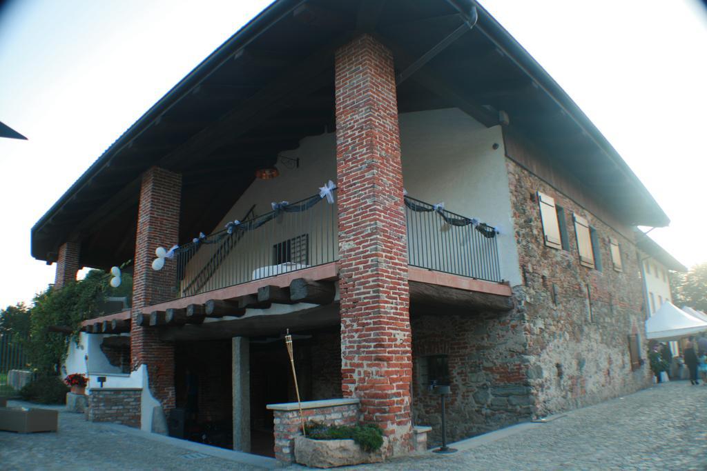 Hostal Il Vecchio Mulino Di Bairo Exterior foto
