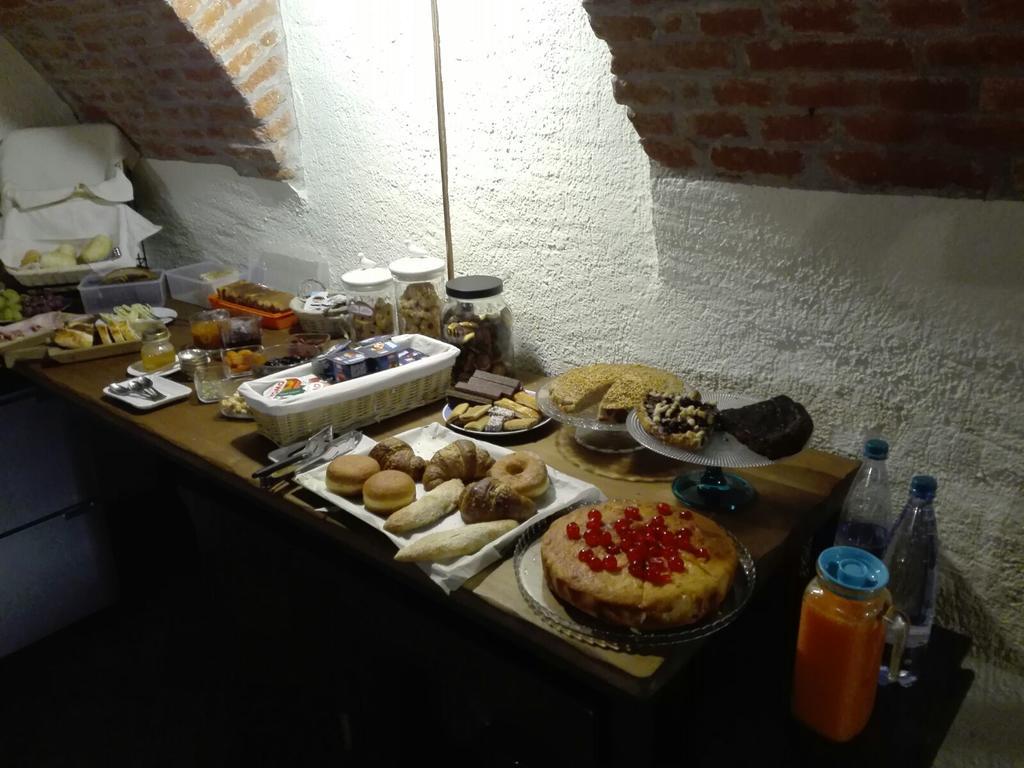 Hostal Il Vecchio Mulino Di Bairo Exterior foto